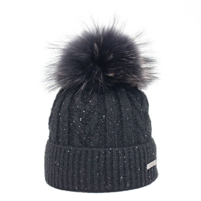 8303 - beanie in paillettes wool with bobble