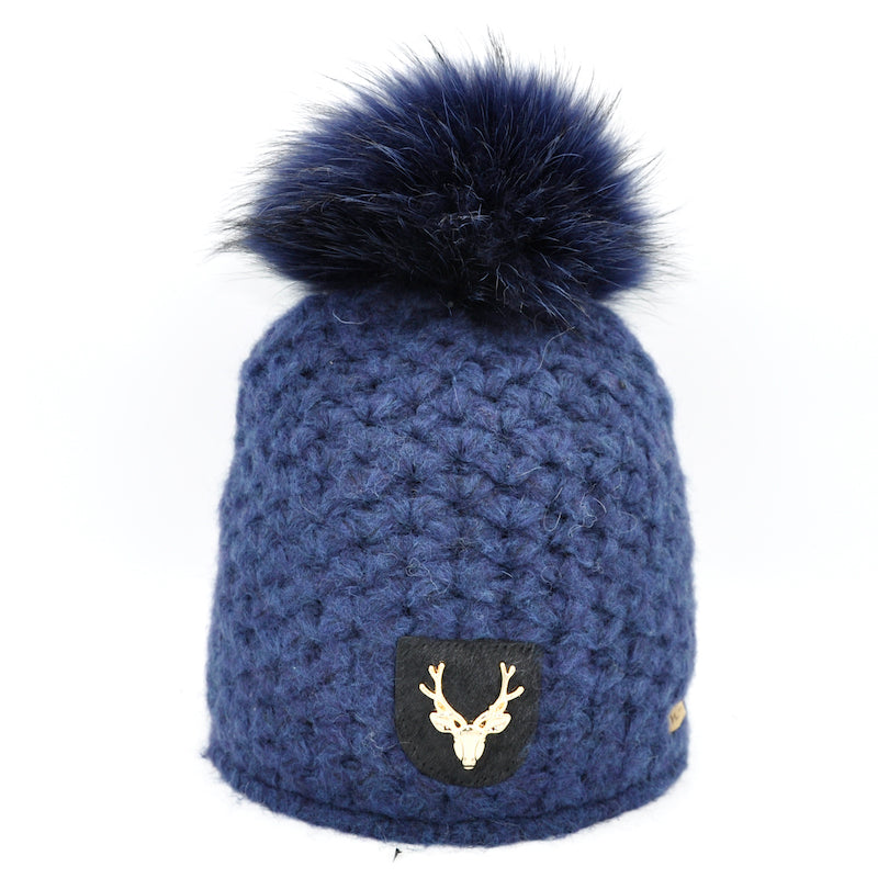 8511 - beanie in merino wool with deer patch